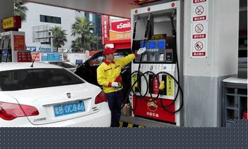92汽油车可以加95吗_92汽油能加95吗